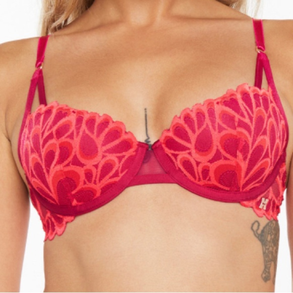 6️⃣7️⃣. Savage Not Sorry Lightly Lined Lace Balconette Bra SAVAGEXFENTY